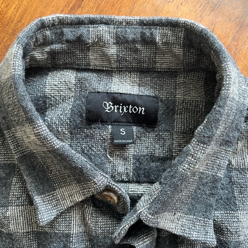 Brixton Mens Small Plaid Flannel - tan/charcoal
